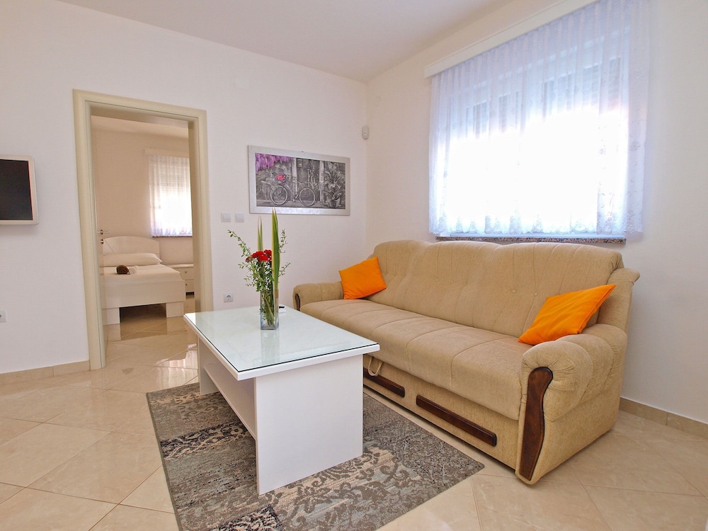 Apartment Marko 396