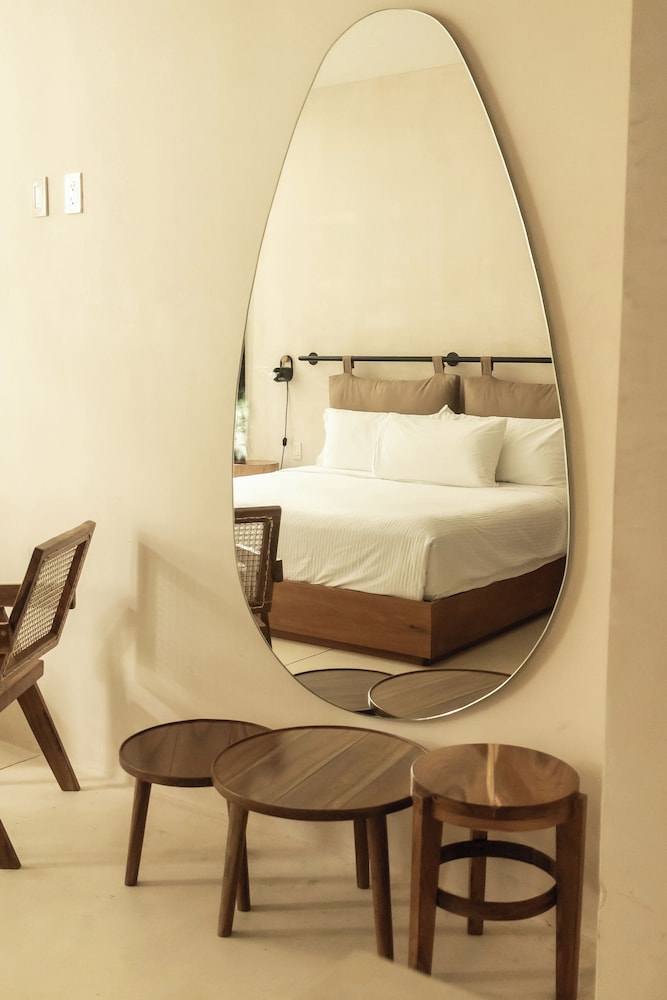 BT Homes - Zama Boho