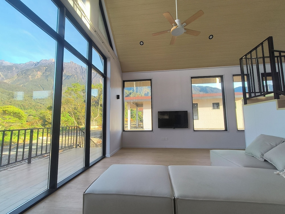 The Pampines Villa