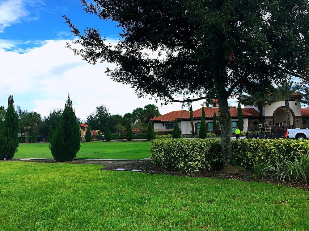 Amazing Dream Solterra Villa - Disney/club/pool/spa 11 Bedroom Villa by RedAwning - Image 3