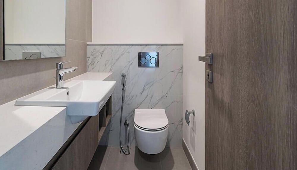 Experience 2BR Luxury Living  LIV Marina