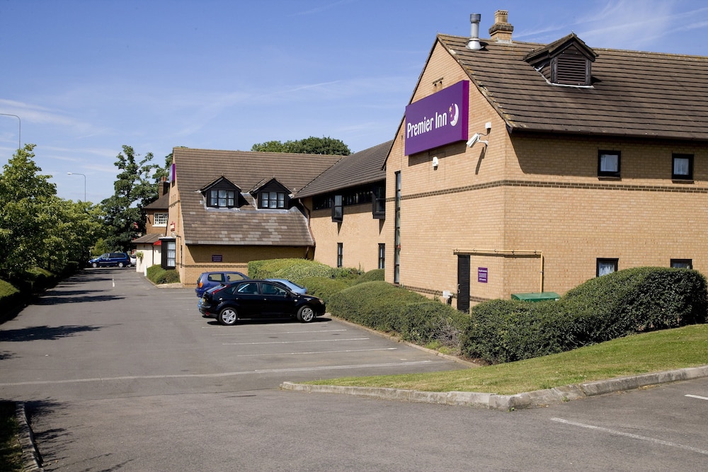 Premier Inn Northampton South - Wootton 2