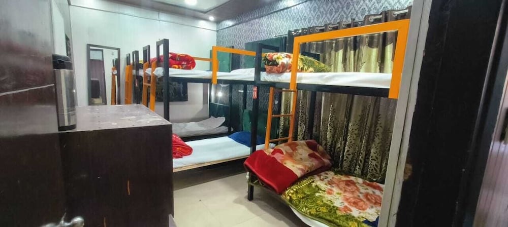 Bunkkinn Hotel Mussoorie International