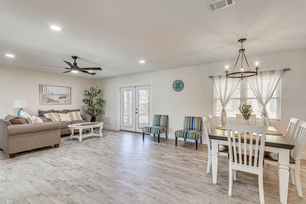 Perdido Key Vacations - Modern Pensacola Home  6 Mi to Beach! - Property Image 1