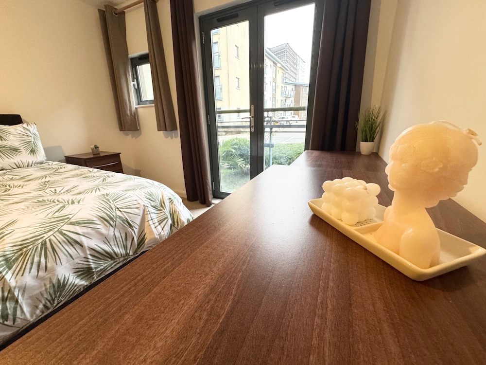 Sea Breeze Retreat in Swansea