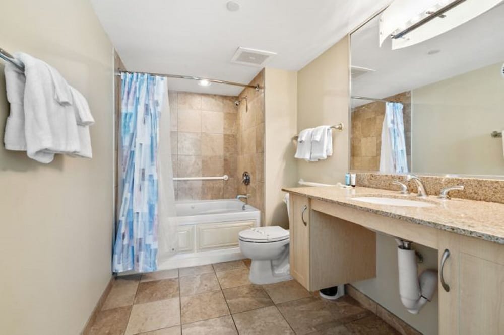Units at Sandy Beach Resort by Elliott Beach Rentals