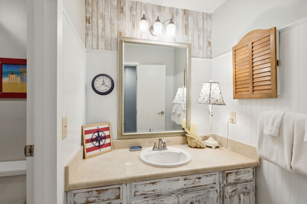 Fernandina Shores 6392 2 Bedroom Condo