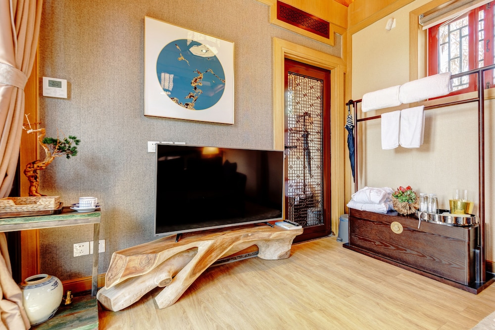 Isvara Flowing Ocean Guesthouse