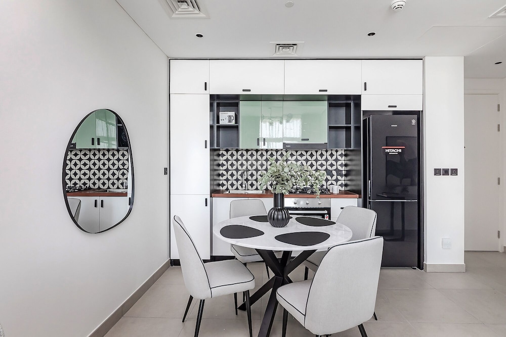 Deluxe 2BR Apartments at Socio