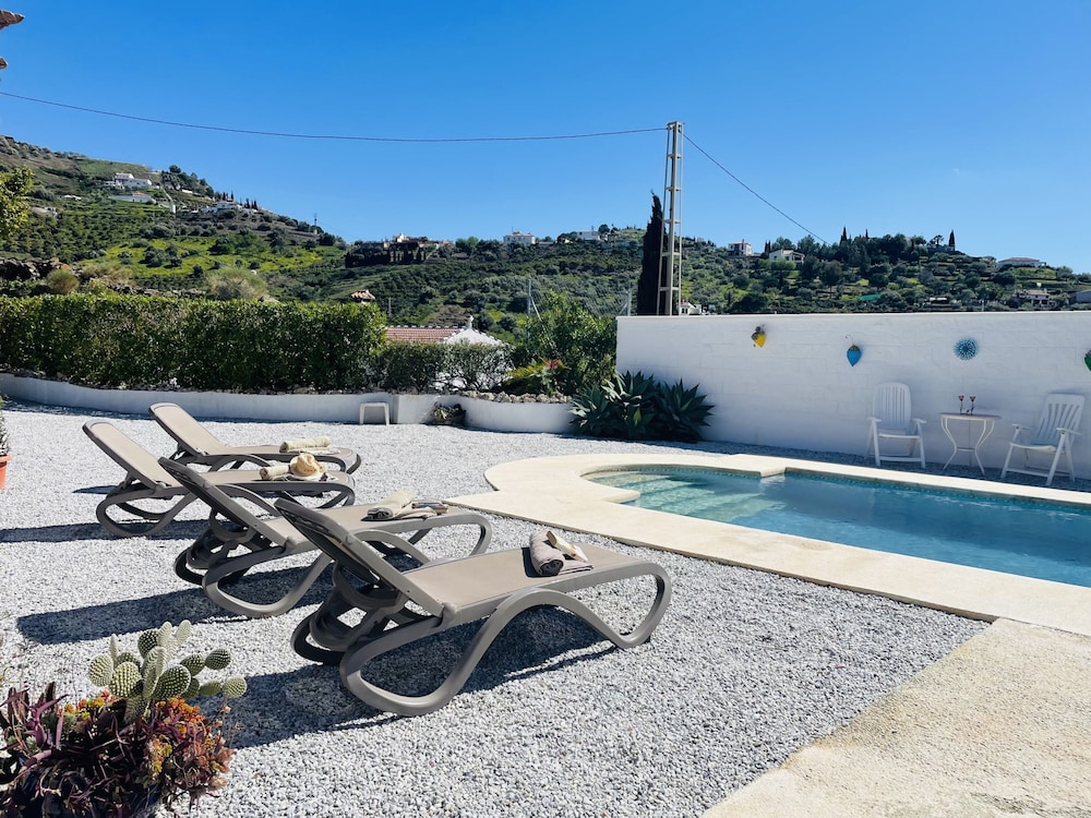 Cortijo Mira con Piscina Privada by At Home Costa