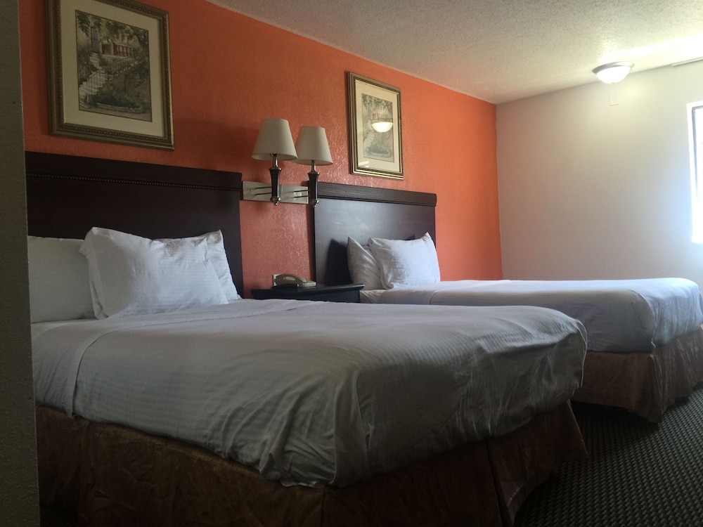 Motel 6 Marion, IL