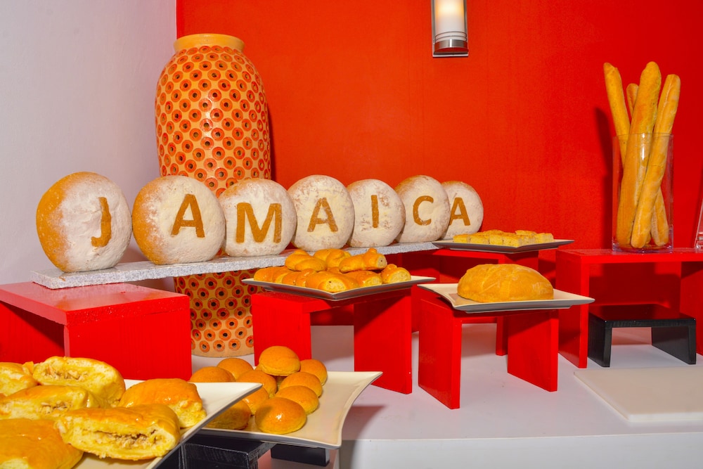 Jamaica Vacations - Grand Decameron Cornwall Beach, A Trademark All-Inclusive Resort - Property Image 65