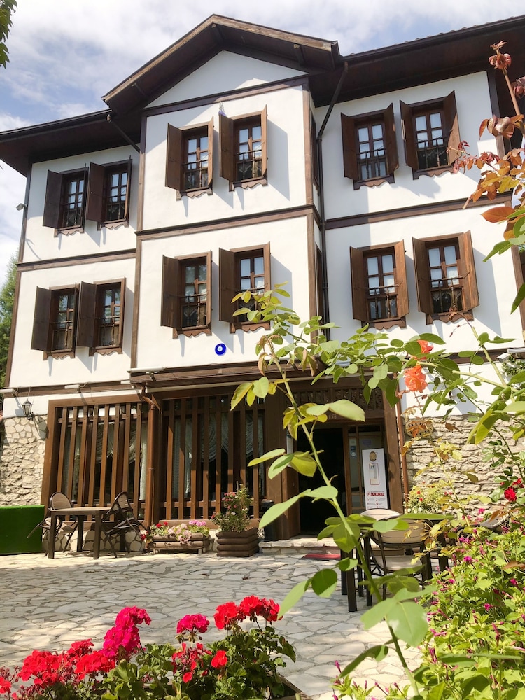 Akce Konak