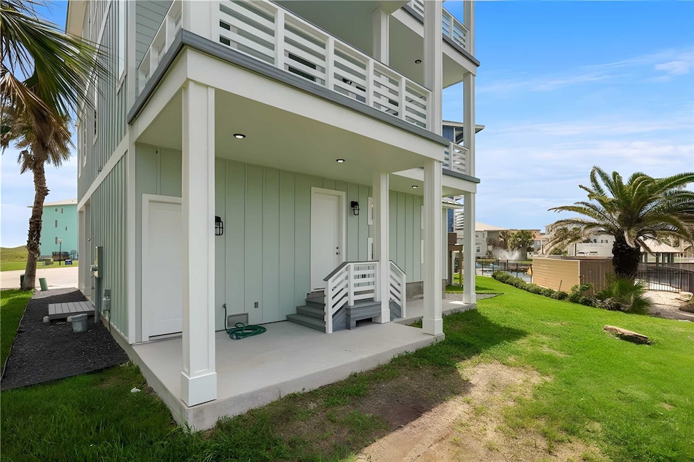 La Concha Blvd #31 -