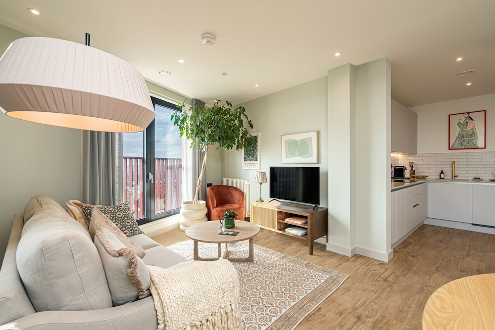The Eades ADC Atelier 2 Bed