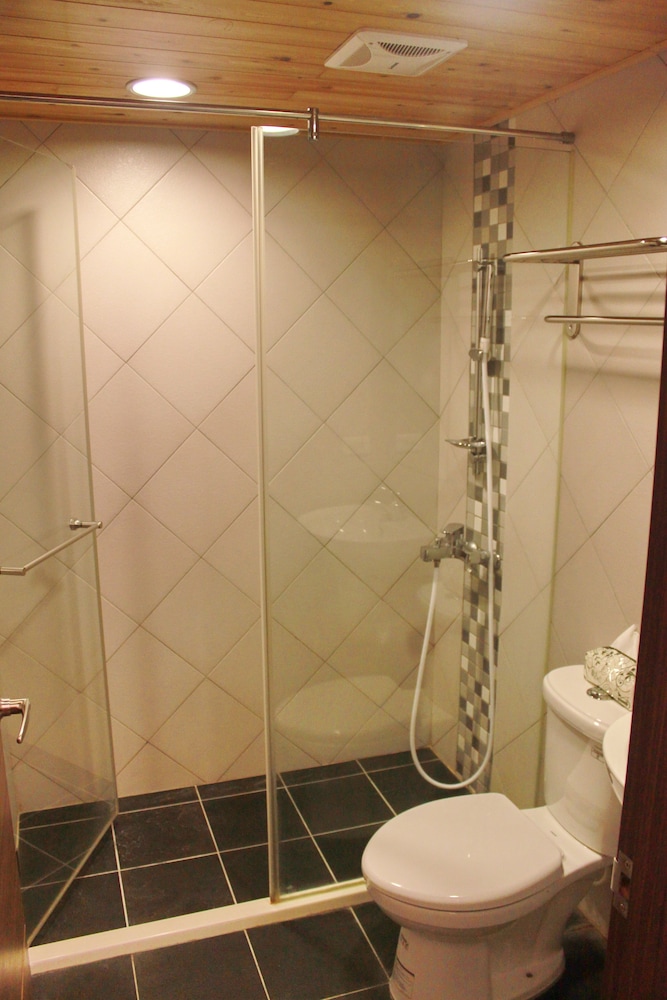 LOK Hotel