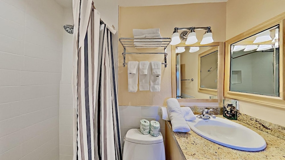 Family Friendly Summer Fun On the Mountain! Beautiful Condo With Exceptional Views by RedAwning view 2