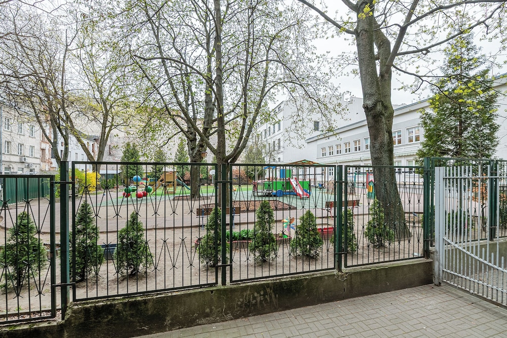 RentPlanet - Apartament Chmielna