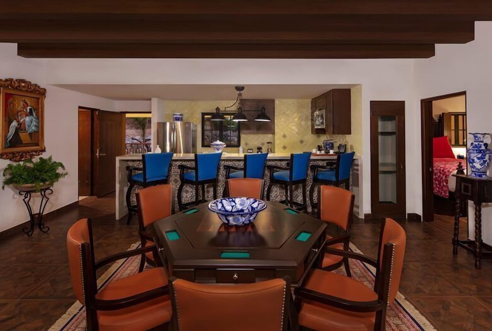 4BD Oceanfront Unit Vista Encantada Cabo