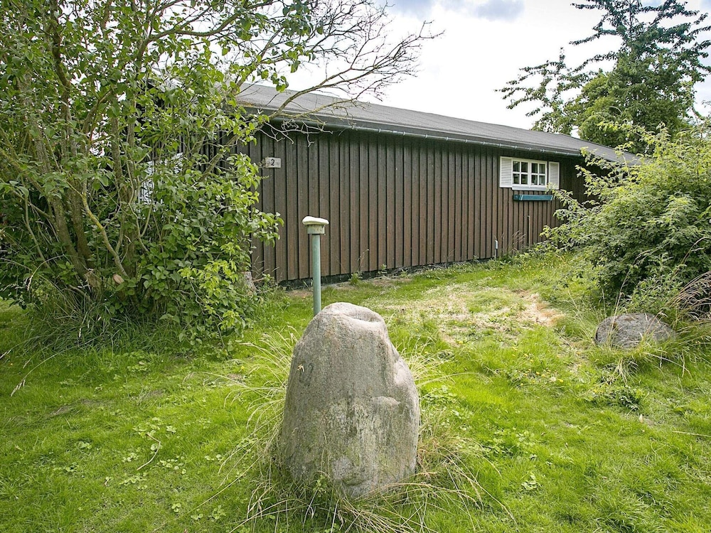 4 Person Holiday Home in Frorup