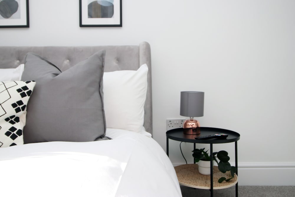 Eveswell Studios Comfort Studio 1 view 2