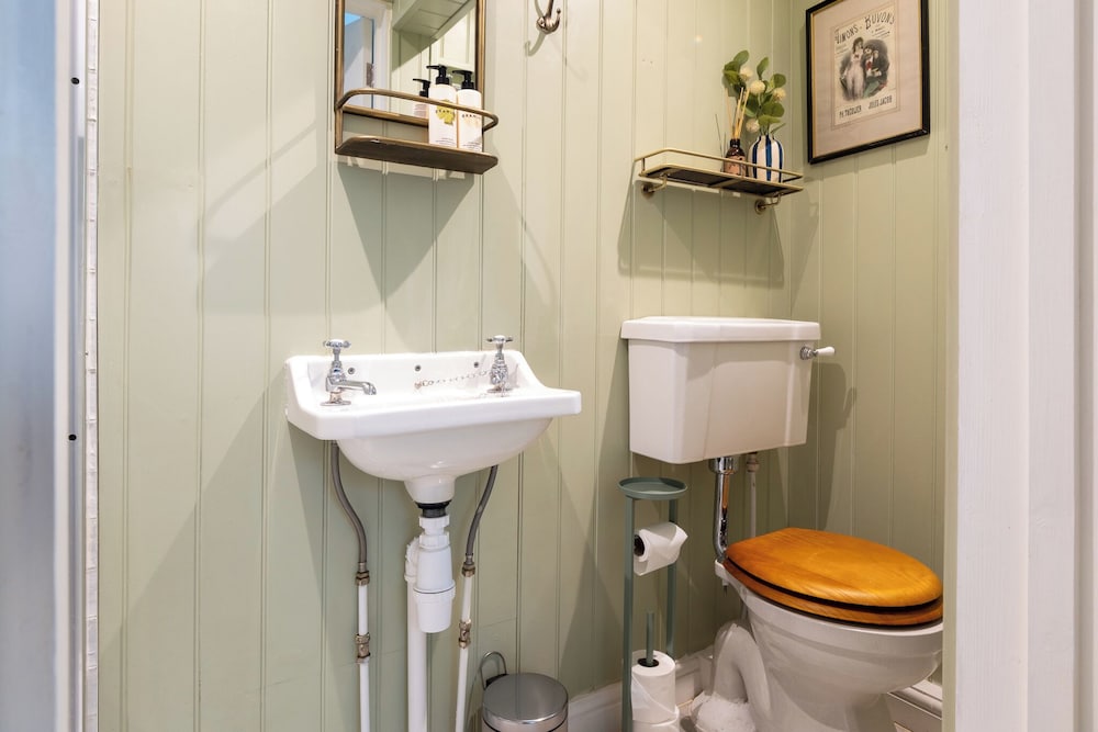 Beautiful 2BD Cottage in the Cotswolds