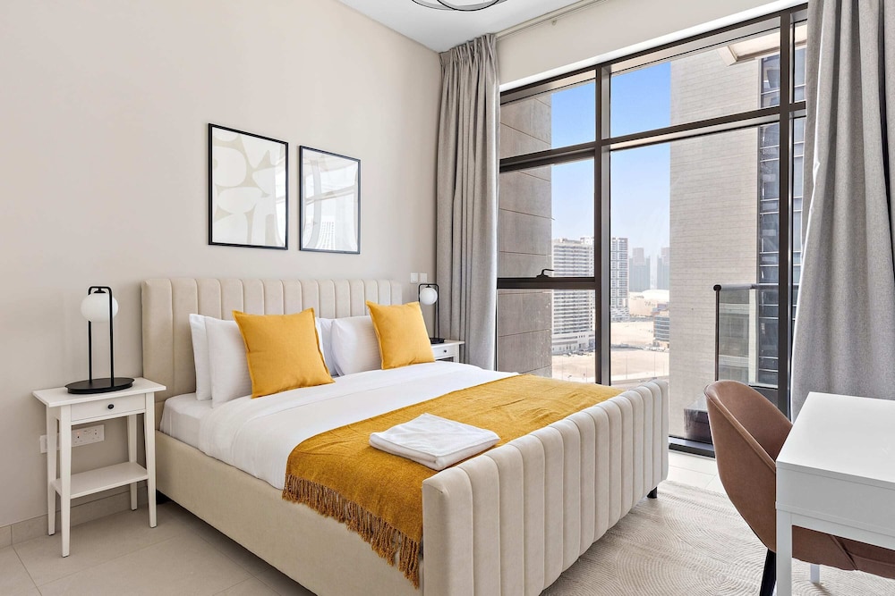 Abu Dhabi Vacations - Silkhaus Najmat C 2, Al Reem Abu Dhabi - Property Image 12