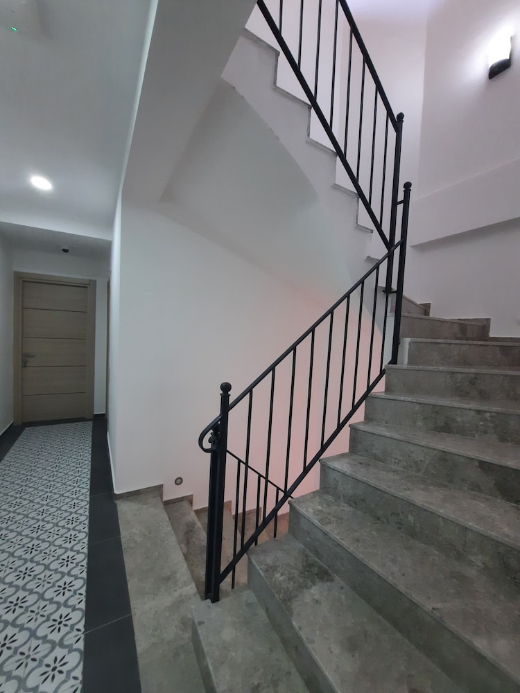 Adil Otel