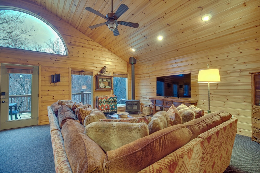 Boat Dock & Deck: Waterfront Cabin on Grand Lake