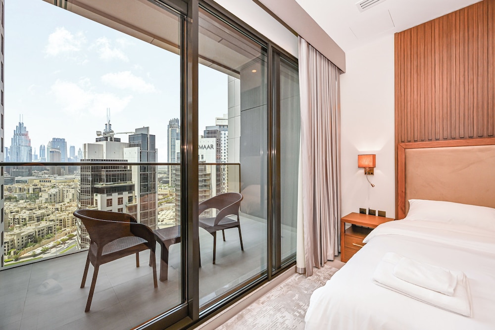 Elite Downtown Residence 2