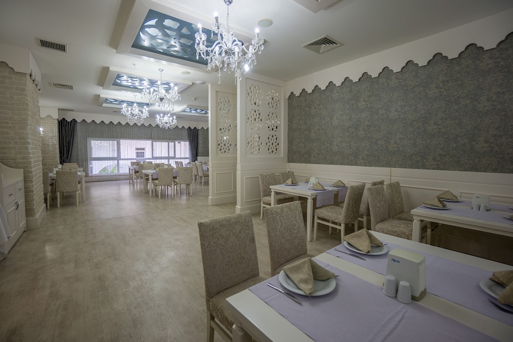 Calido Sol Hotel