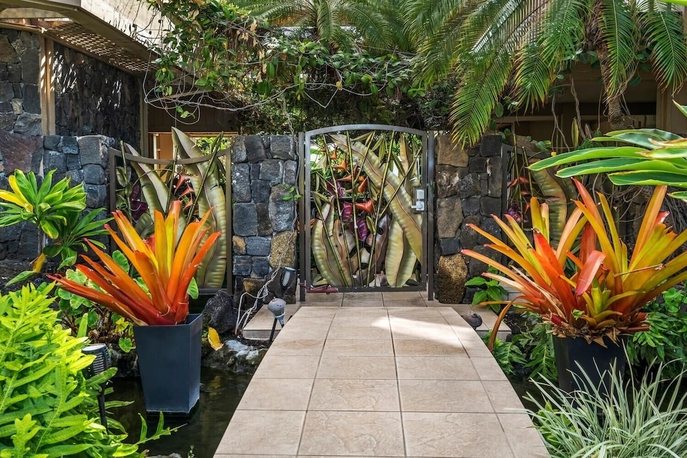 Royal Kahili B204 2 Bedroom Condo
