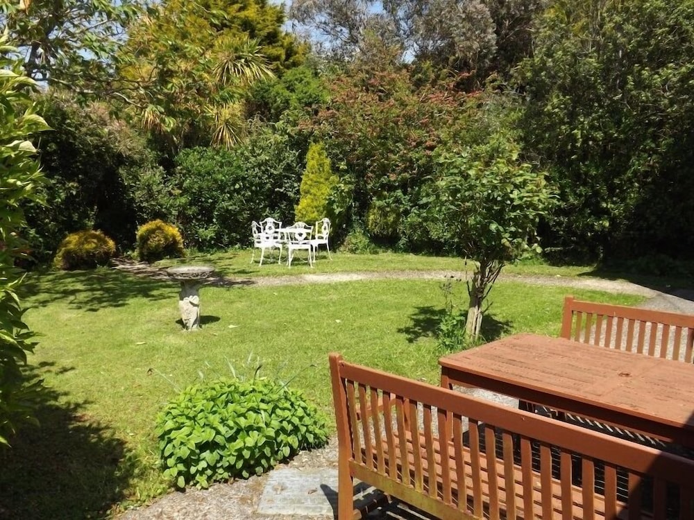 Cherry Tree Lodge
