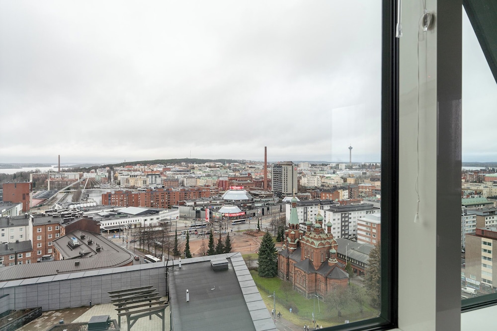 12th Floor Sauna Retreat with Views