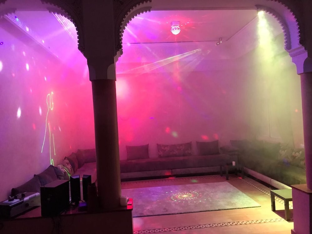 lounge