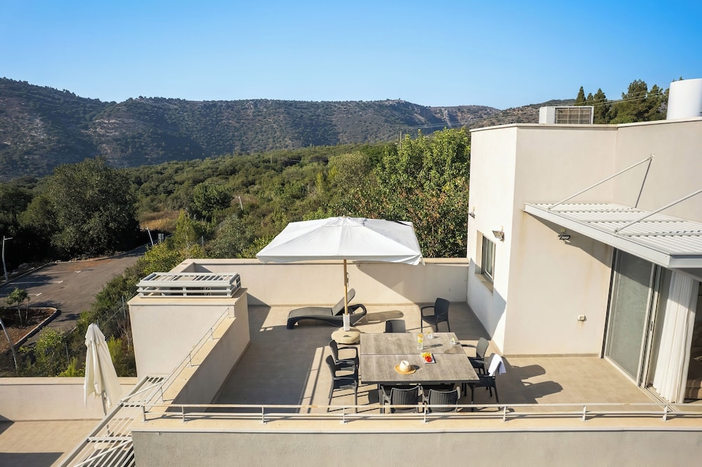 Keshet Eilon View Retreat by Sea N' Rent