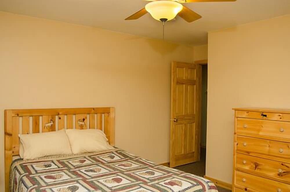 Woodland Beach Resort