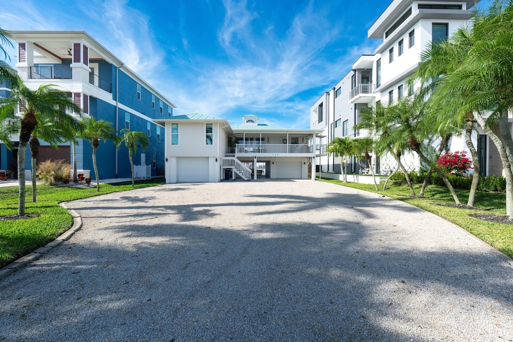 Island Bay Retreat