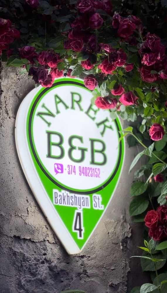 Narek B&B