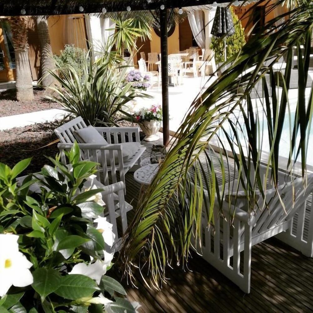 Maison Prestige Roberto Geissini