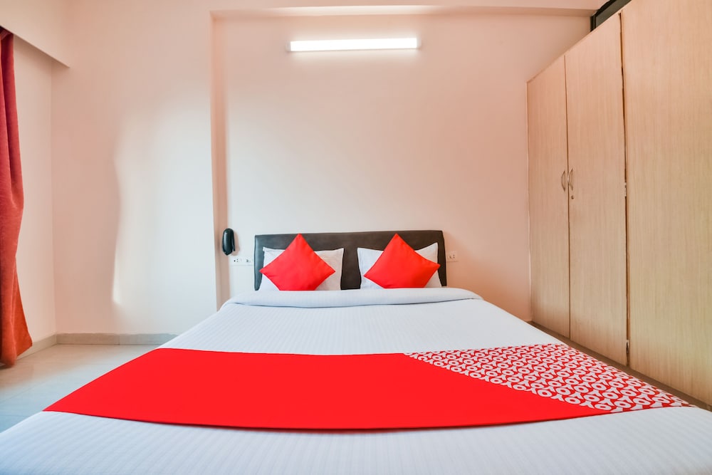 OYO 37212 Hotel Soft Petals By Arn Group view 5