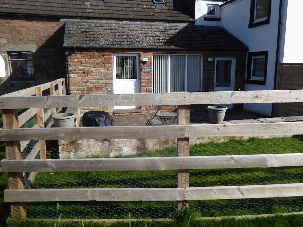 Green View Lodges