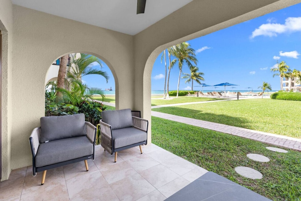 New Remodel Ocean View Pool 75 TV Sleeps 6