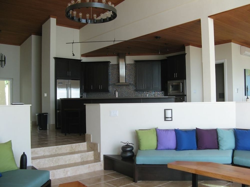 Sky Beach Club Villa Waterfall 1 4 Bedroom Villa - Property Image 15