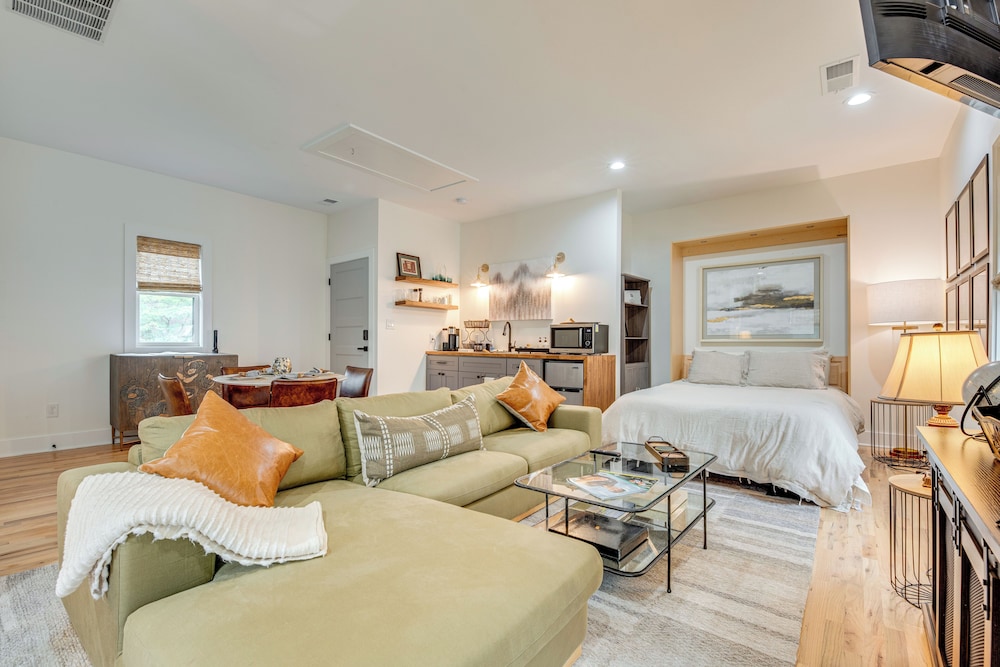 Wfh-friendly Studio - 5 Mi to Downtown Atlanta!