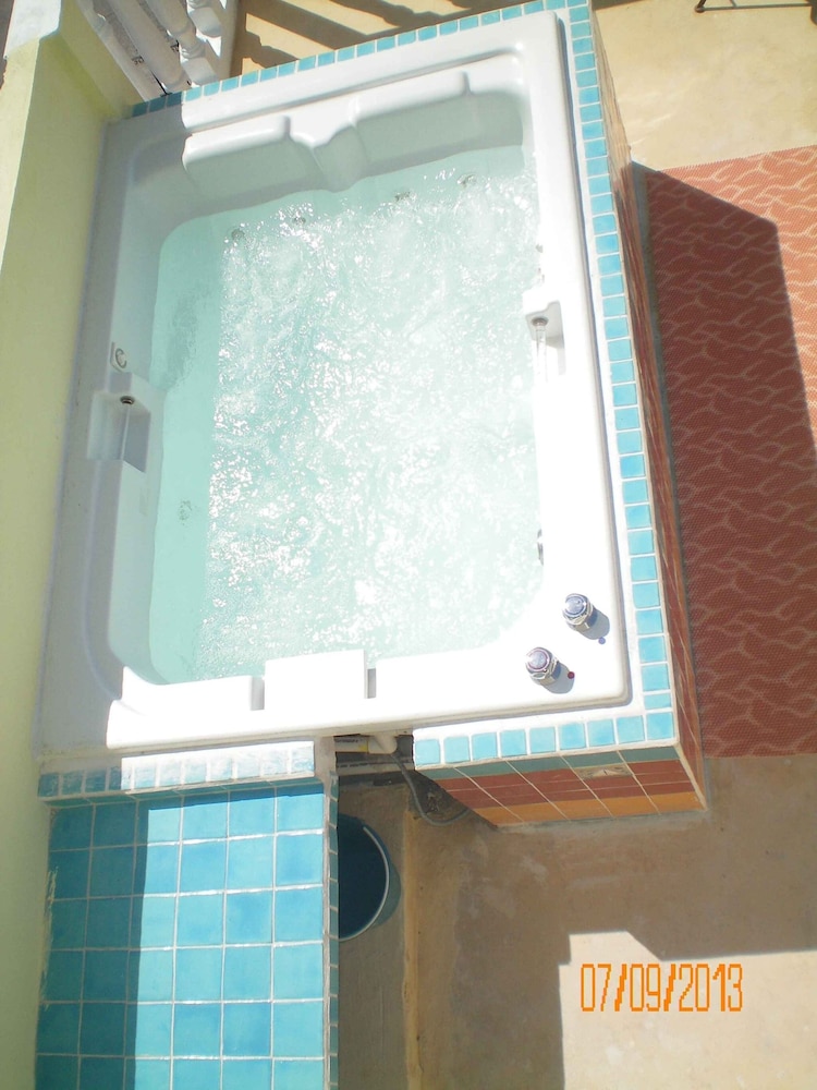 Room in B&B - Cancun Guest House 4 Terrace Tub