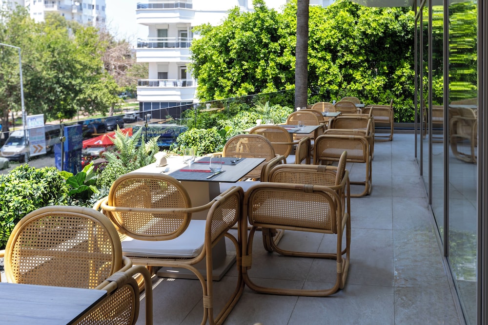 Oz Hotels Antalya Resort & Spa Yetişkin +16 - Image 45