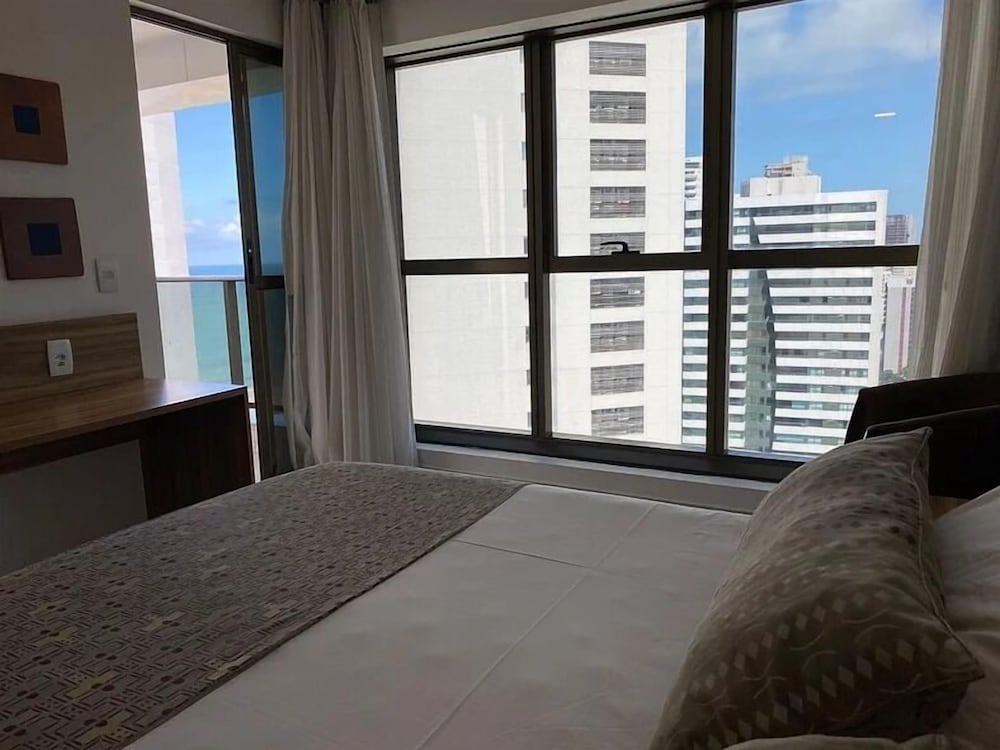 HY Beach Flats