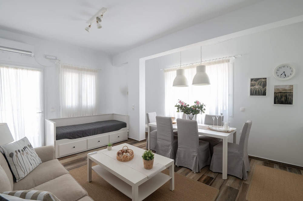Seafront Pouletis Family Enchanting Gem With Pool