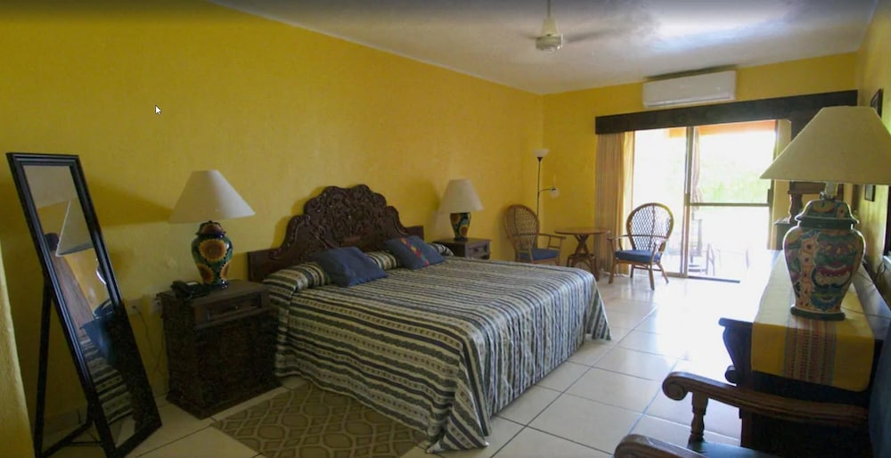 Los Tules Villas del Sol